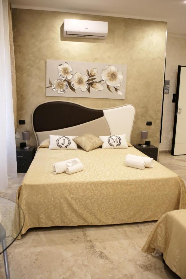 Jadore Monic โรม ภายนอก รูปภาพ